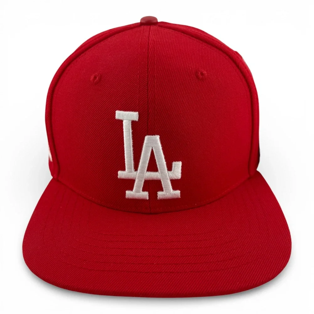 Pro Standard Los Angeles Dodgers MLB Mexico Flag Logo Red Adjustable Snapback